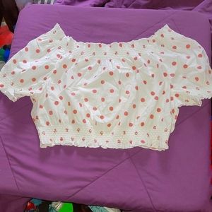 Woman crop top